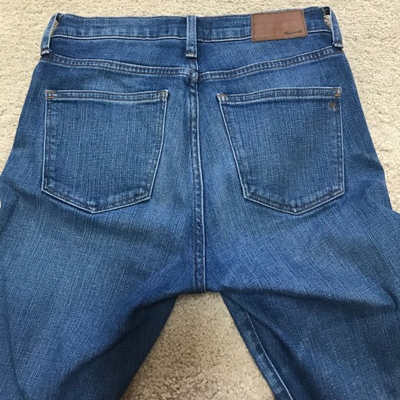 Madewell 9" High-Rise Skinny Crop: Destructed-Hem - Picture 8 of 8